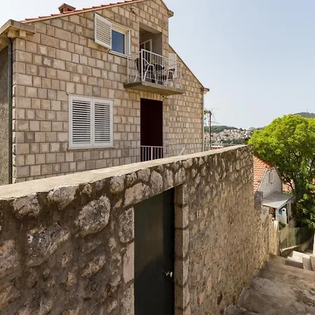 Moj Galebe - Two Bedroom With Balcony And Sea View Apartmán