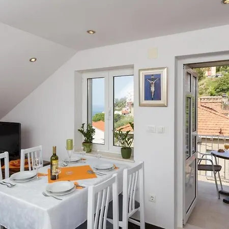 Διαμέρισμα Moj Galebe - Two Bedroom With Balcony And Sea View *